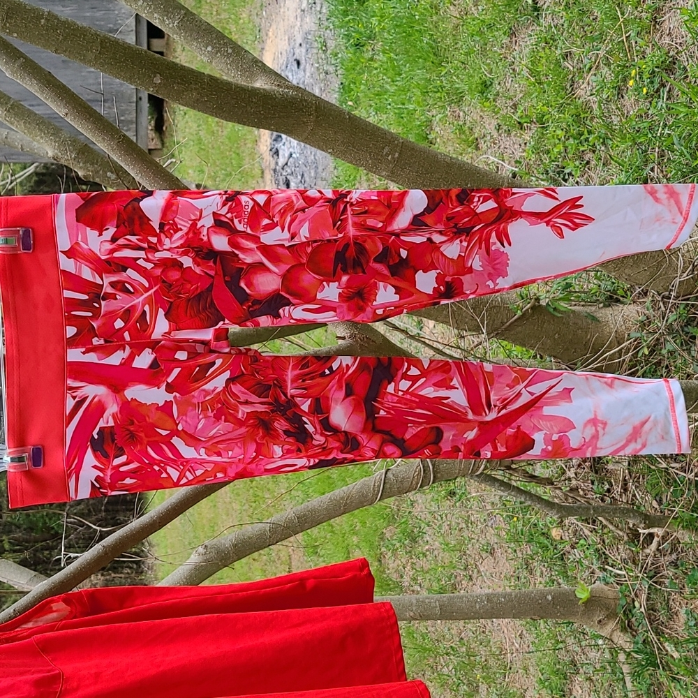 NWOT Adidas foliage leggings